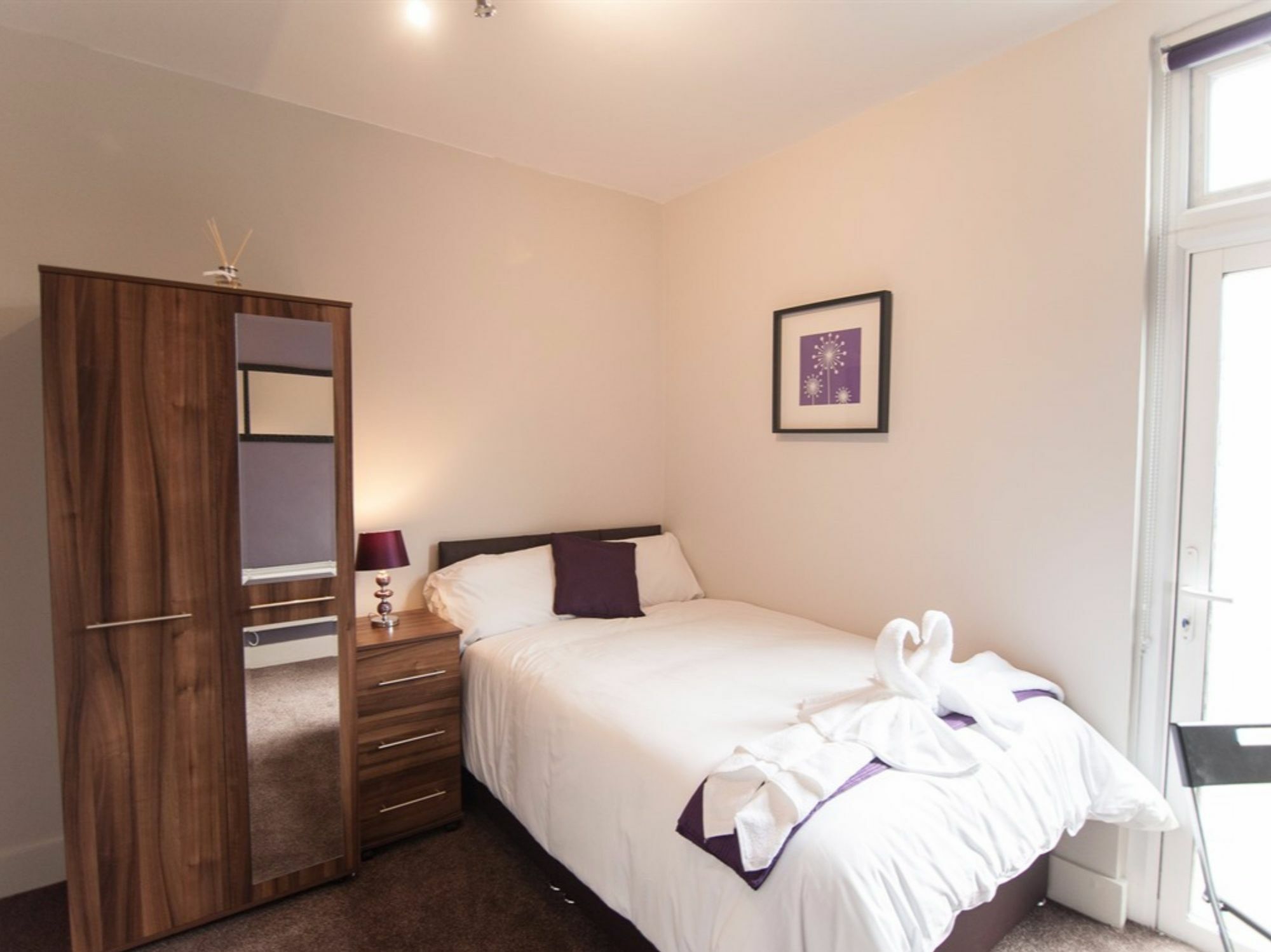 Vision Suites Harrow Bagian luar foto