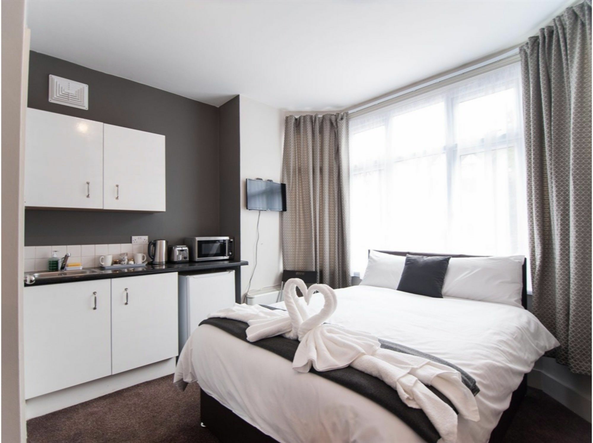 Vision Suites Harrow Bagian luar foto