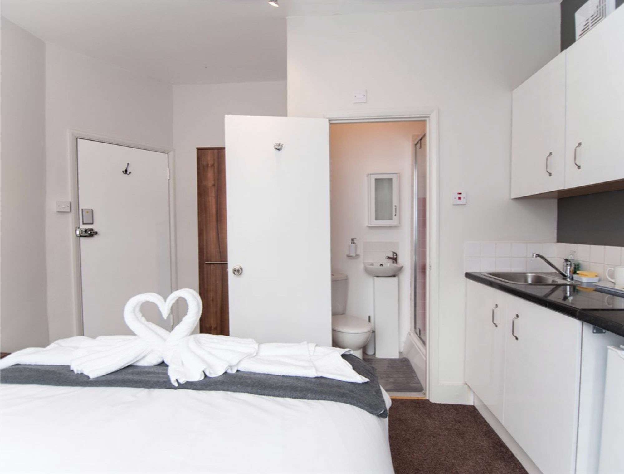 Vision Suites Harrow Bagian luar foto